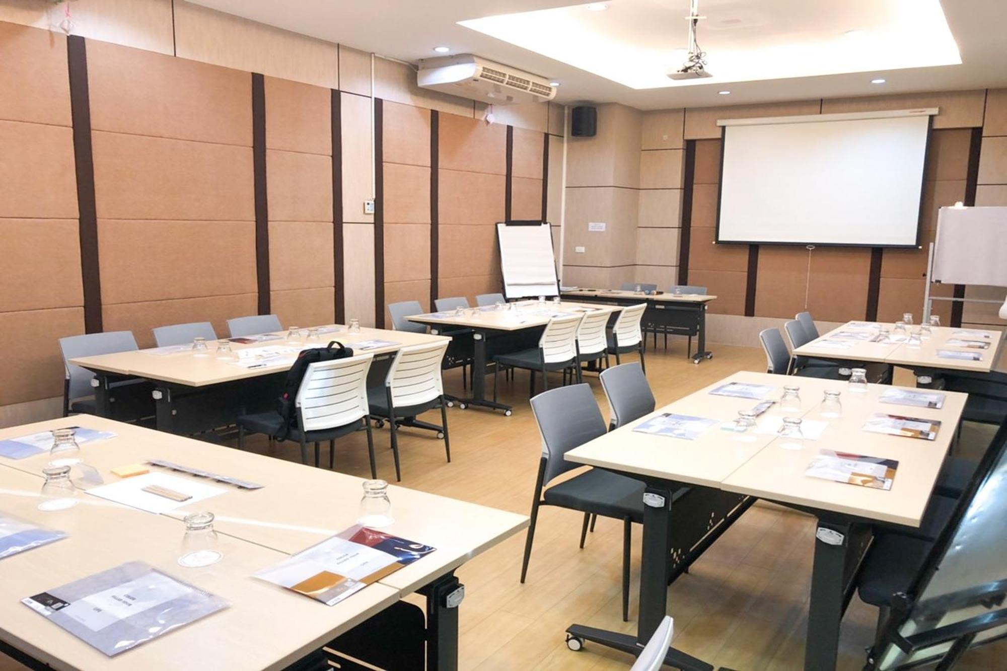 Phavina Hotel Rayong Sha Extra Plus Exterior photo